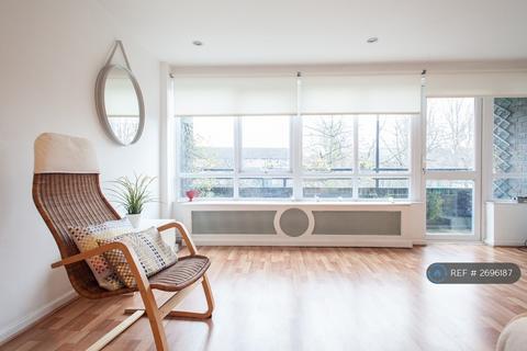 3 bedroom maisonette to rent, Ebenezer Mussel House, London, E2