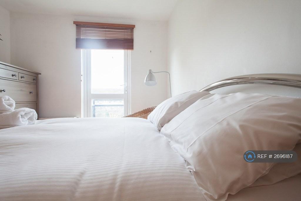 Main Double Bedroom