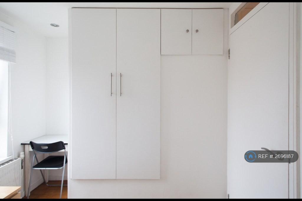 2nd Bedroom Storage