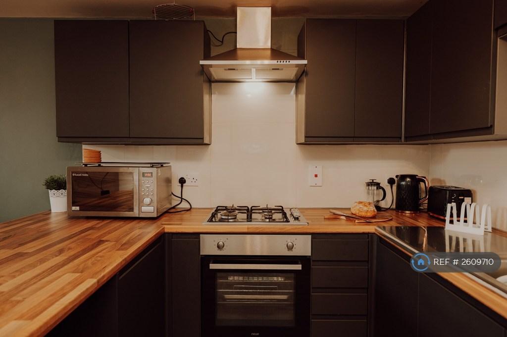 Kitchen 3