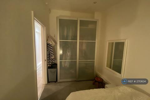 1 bedroom flat to rent, Coborn Road, London, E3