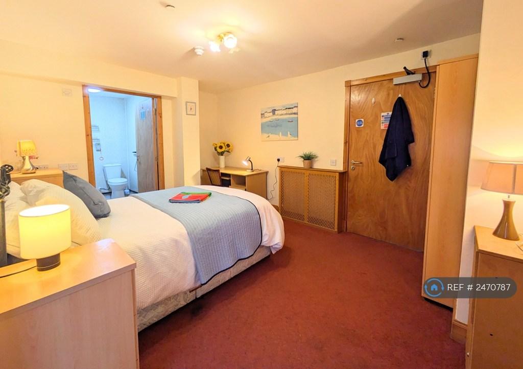 Ensuite Room 7 In Main House