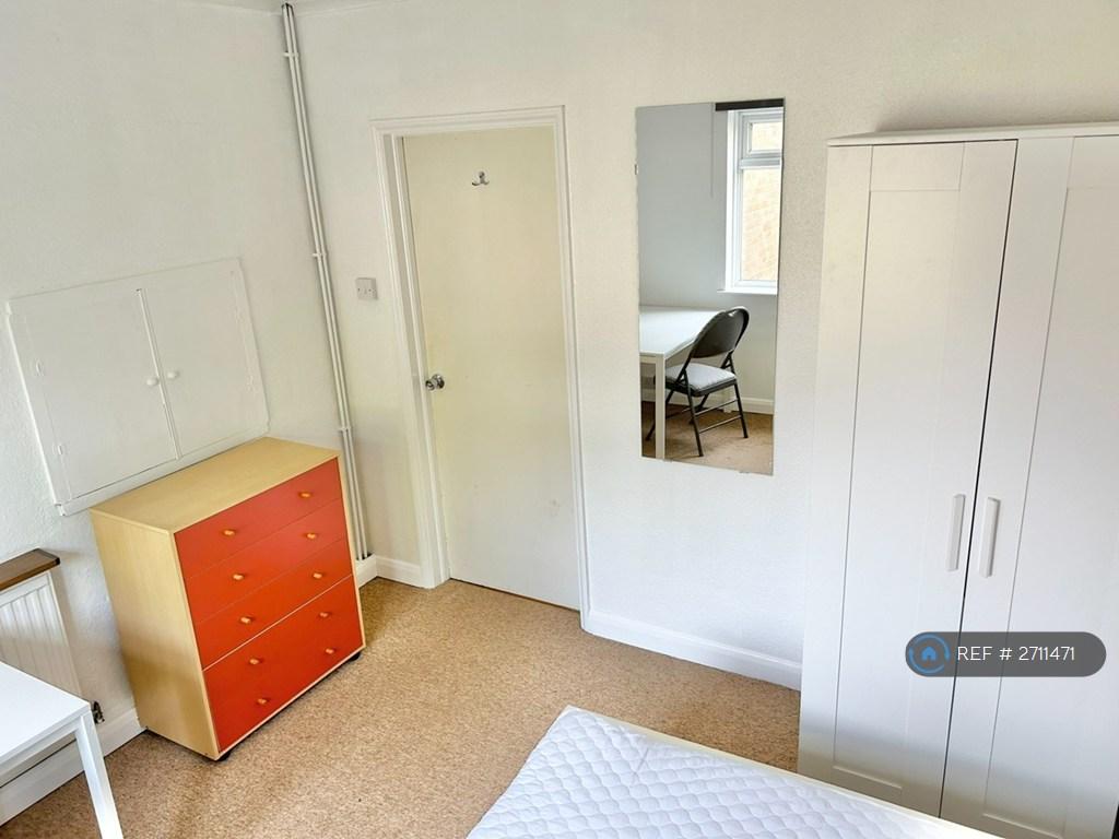 Room 4 (Downstairs Rear Double Room)