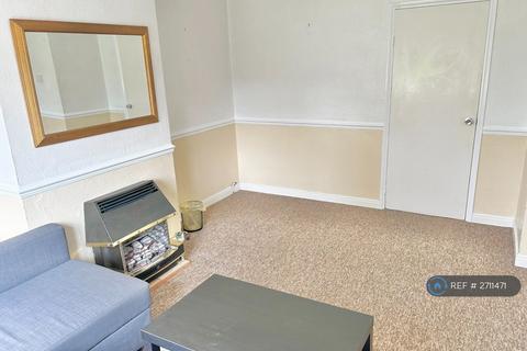 6 bedroom semi-detached house to rent, Spring Rise, Egham, TW20