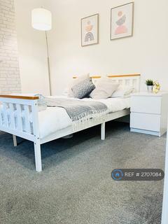 1 bedroom in a house share to rent, Lancer Street, Colchester, CO2