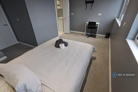 1 bedroom in a house share to rent, Somerton Close, Bridgwater, TA6