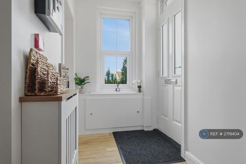 1 bedroom in a house share to rent, Garland Road, Poole, BH15