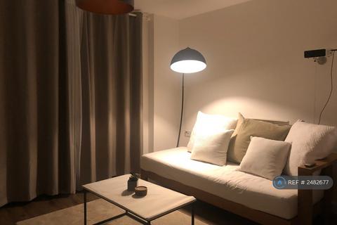 undefined, St. James Walk, Cheltenham, GL50