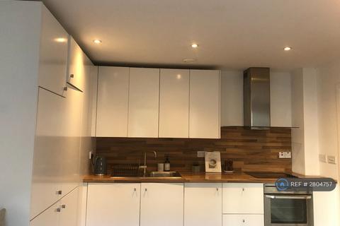 2 bedroom flat to rent, St. James Walk, Cheltenham, GL50