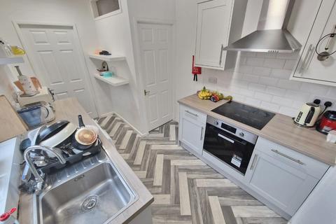 undefined, Deckham Terrace, Gateshead NE8
