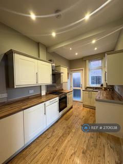4 bedroom semi-detached house to rent, Woodchurch Lane, Birkenhead, CH42
