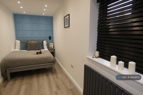 1 bedroom in a house share to rent, Poole Street, Northampton, NN1