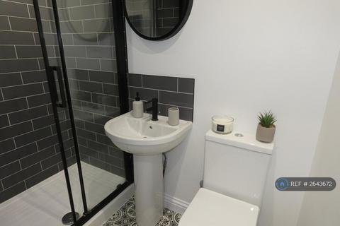 1 bedroom in a house share to rent, Poole Street, Northampton, NN1