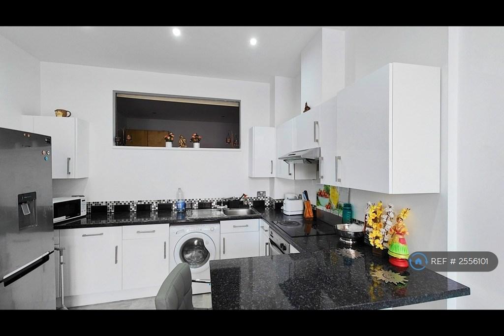 Open Kitchen - 1