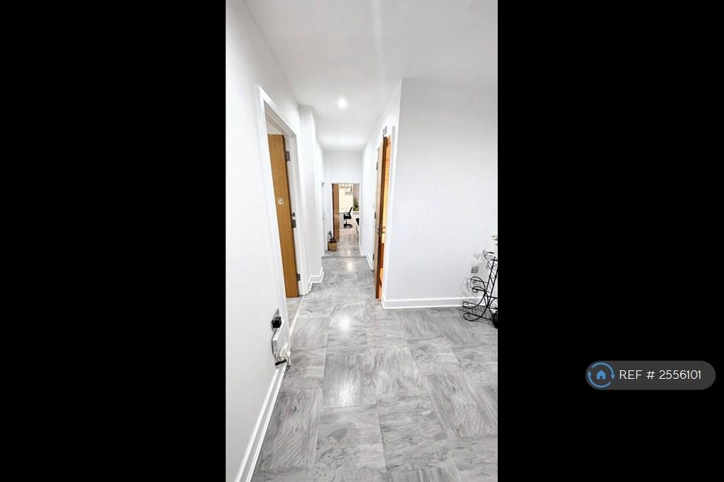 Spacious Entrance Lobby