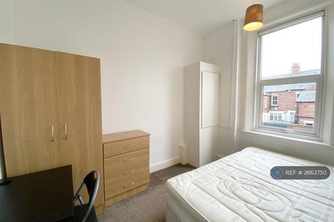 undefined, Myrtle Grove, Newcastle Upon Tyne, NE2