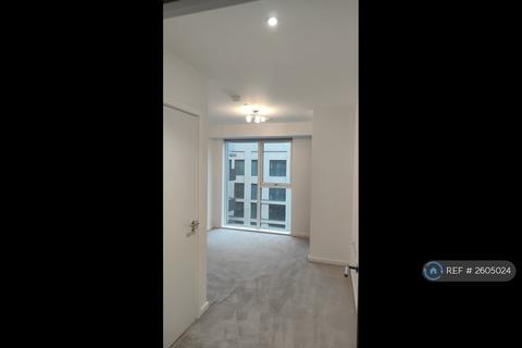 3 bedroom flat to rent, Tyburn Gardens, London, E16