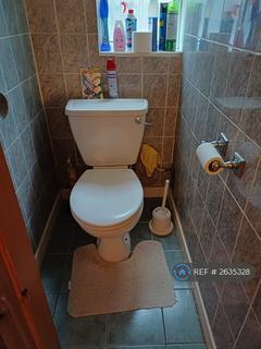 1 bedroom in a flat share to rent, Clive Road, West Dulwich, SE21