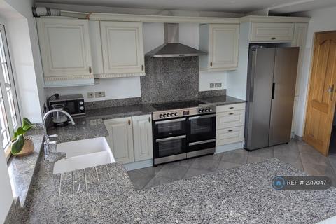 undefined, Ashbourne Avenue, London, E18