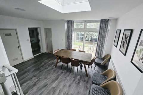 undefined, Golders Rise, Hendon