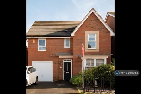 4 bedroom detached house to rent, Spire Heights, Chesterfield, S40