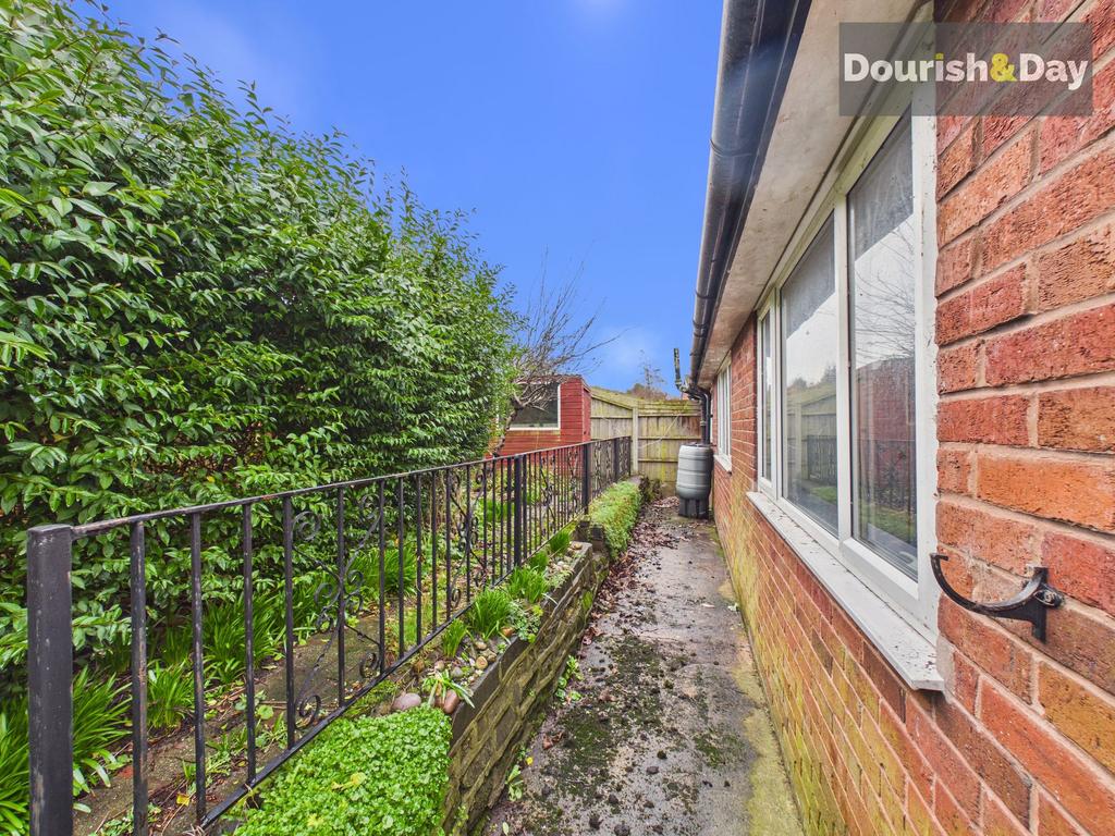 Rear Garden &amp; Shed