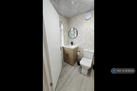 undefined, Victoria Avenue, Uxbridge, UB10