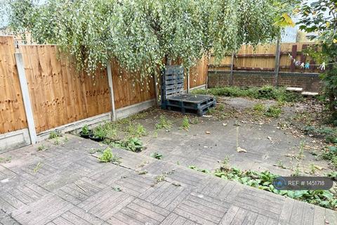 undefined, Boyton Close, London, E1