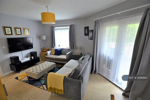 2 bedroom flat to rent, Torkildsen Way, Harlow, CM20