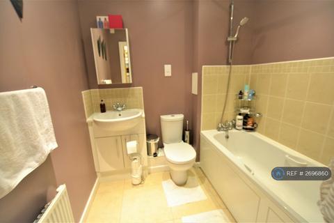 2 bedroom flat to rent, Torkildsen Way, Harlow, CM20