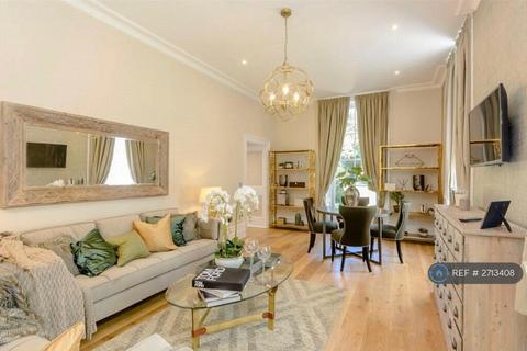 2 bedroom flat to rent, Westhorpe House, Marlow, SL7