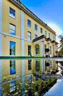 2 bedroom flat to rent, Westhorpe House, Marlow, SL7