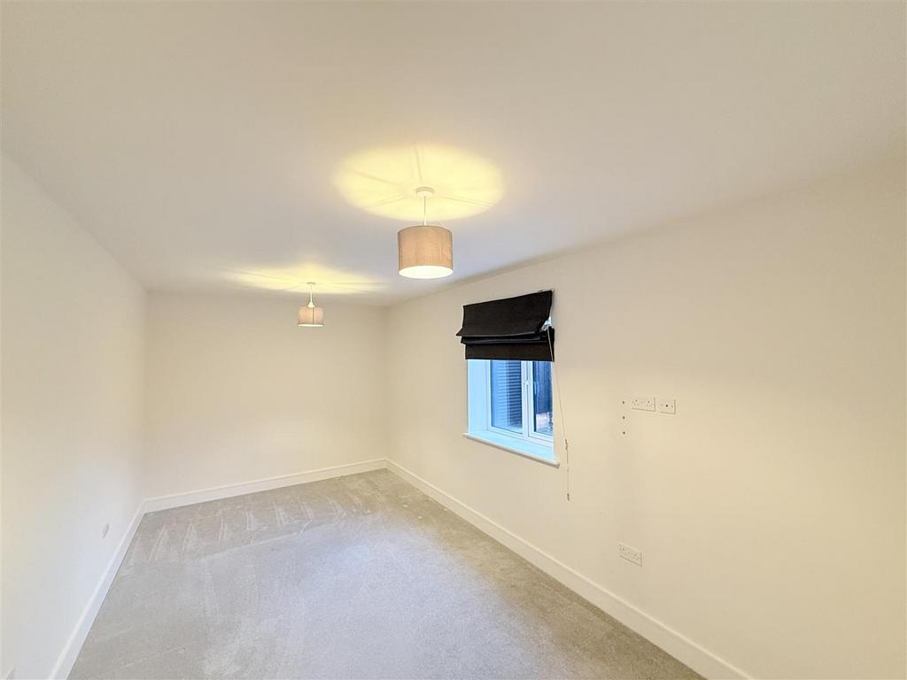 Temp Imagel7arr M.jpg