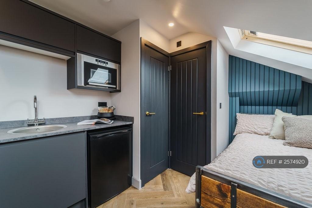 Suite 6
