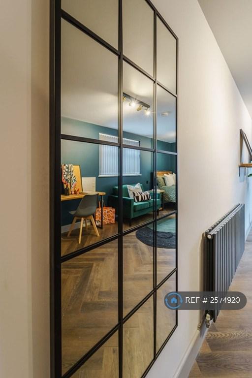 Suite 4