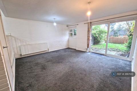 3 bedroom terraced house to rent, Minden Grove, Birmingham, B29