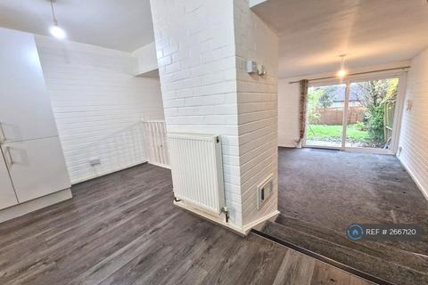 3 bedroom terraced house to rent, Minden Grove, Birmingham, B29