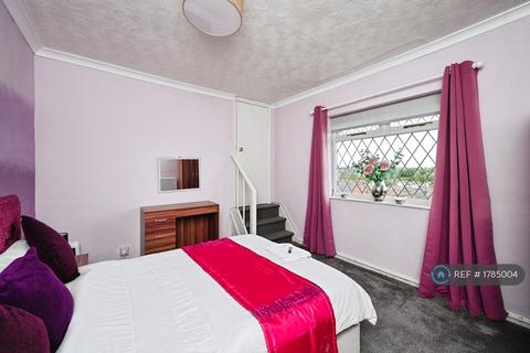3 bedroom semi-detached house to rent, Osbourne Street, Nottingham, NG17