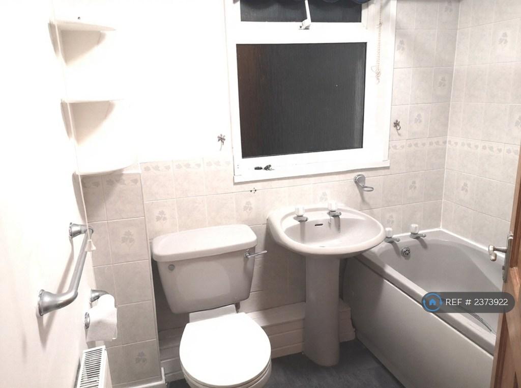 Upstairs Bathroom