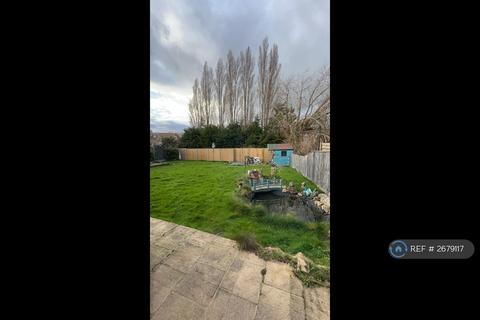 4 bedroom detached house to rent, Rattle Road, Westham, Pevensey, BN24