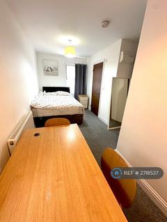 1 bedroom in a house share to rent, Elm Road, London, E7