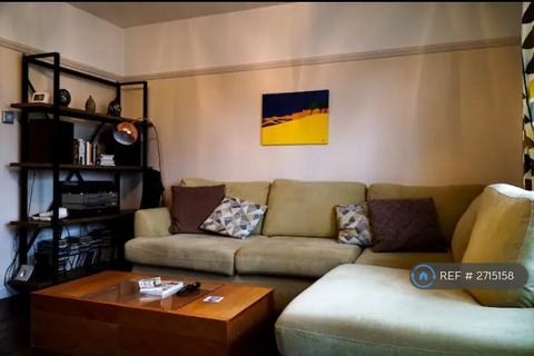 2 bedroom flat to rent, Beaconsfield Close, London, SE3