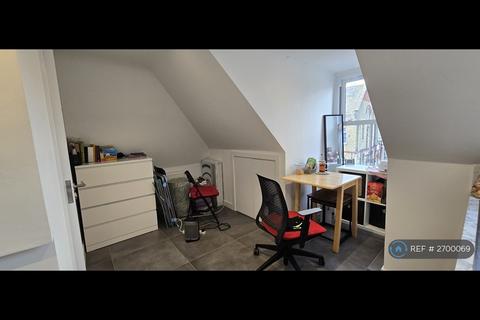 undefined, Elthorne Road, London, N19