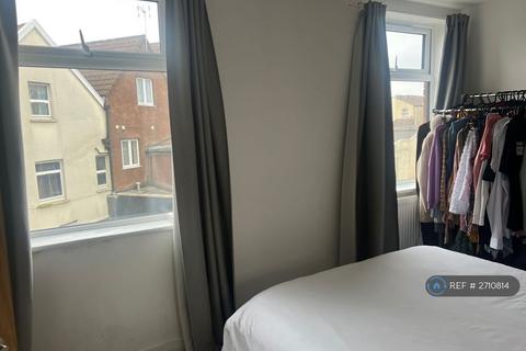 2 bedroom flat to rent, Ashbourne House, Bristol, BS5