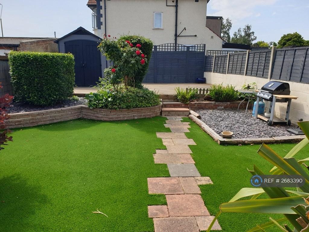 South Facing Garden