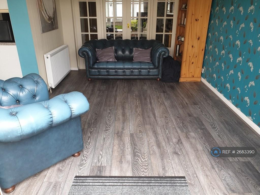 Tenants Chill Out Area Linked With The Kitchen