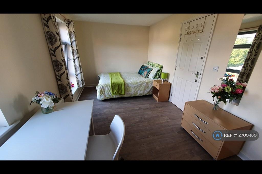 Bedroom 1st Floor garden Facing