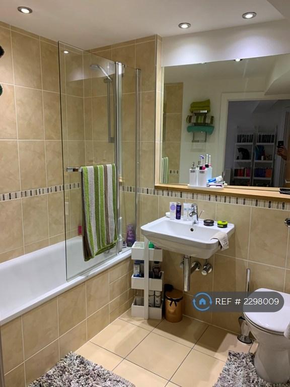 Upstairs Bathroom 1