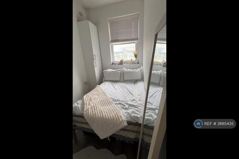 undefined, West Green Road, London, N15