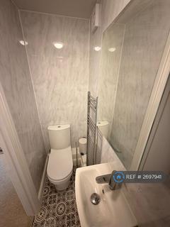 1 bedroom in a house share to rent, Dereham Road, Norwich, NR2
